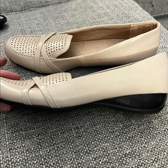 Life Stride Simply Comfort Women's Dana cream Loafers NEW - Picture 5 of 8
